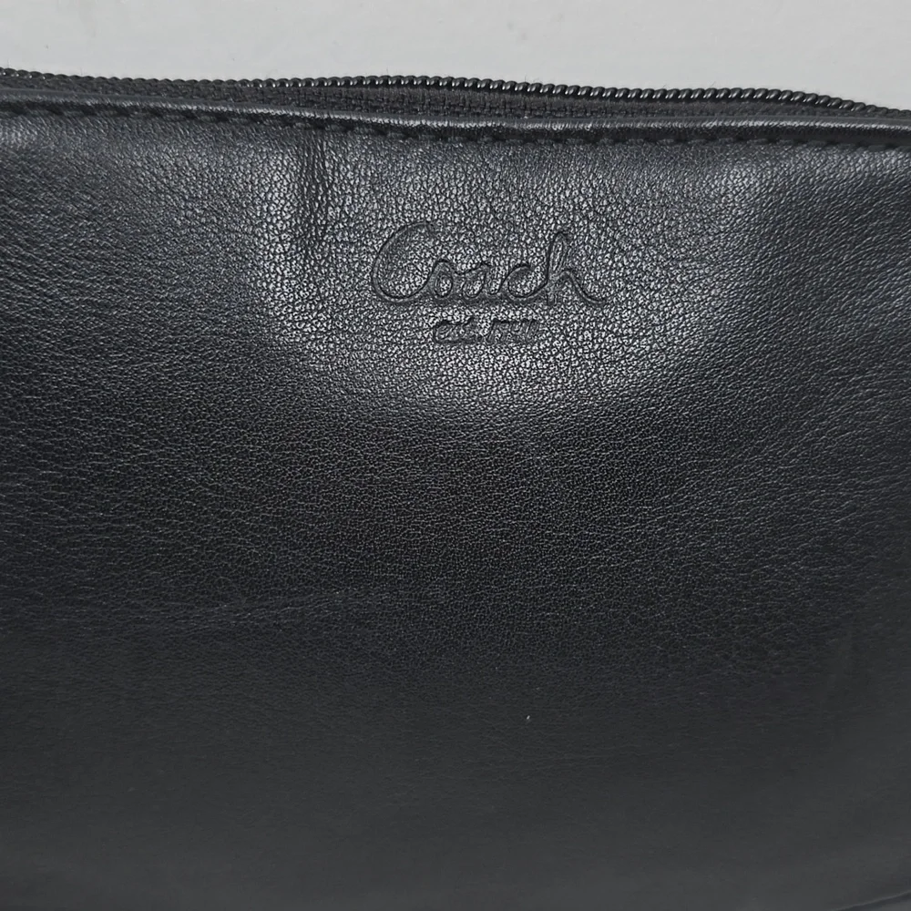 Vintage Coach Ashley Black Leather Zipper Closure Wristlet Coin Wallet